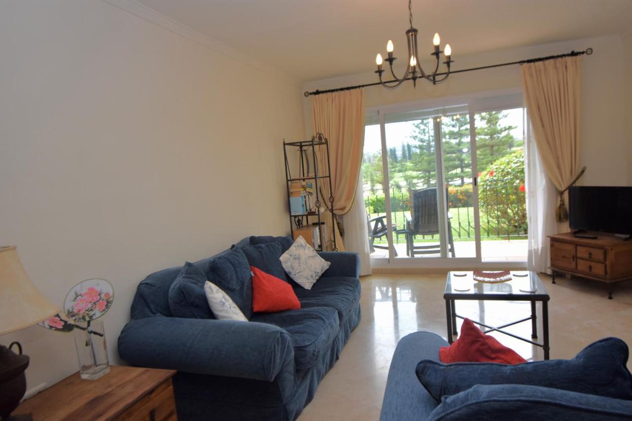 Beautiful Apt With Golf & Lake Views Mijas Golf Fuengirola Bagian luar foto