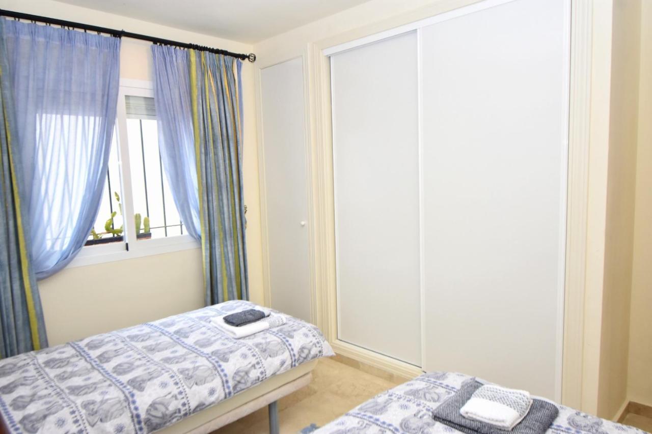 Beautiful Apt With Golf & Lake Views Mijas Golf Fuengirola Bagian luar foto