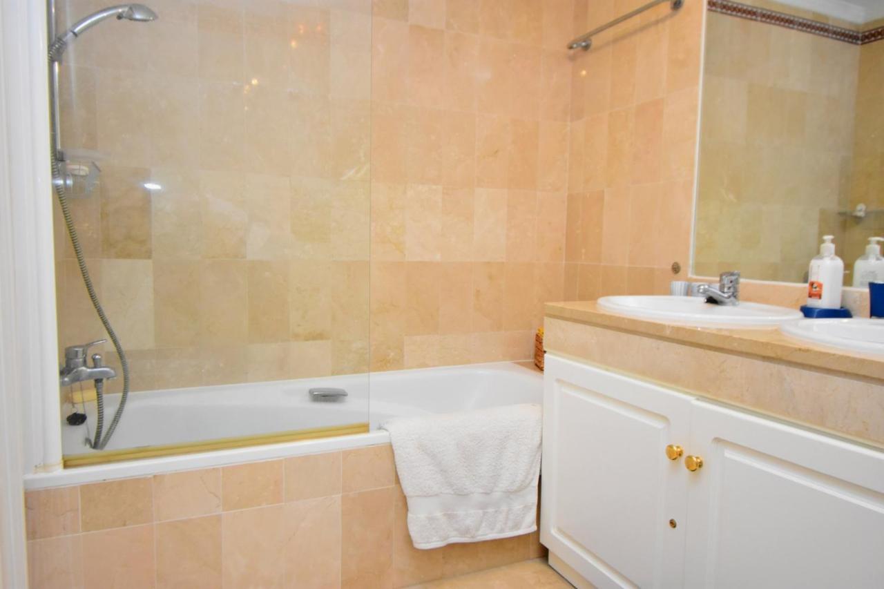 Beautiful Apt With Golf & Lake Views Mijas Golf Fuengirola Bagian luar foto